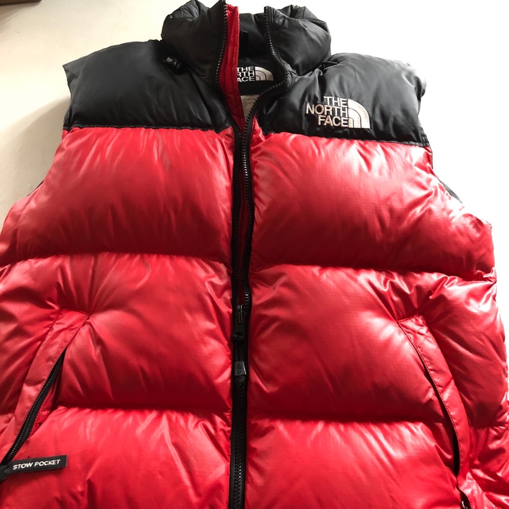 The North Face 700 Nuptse Men’s Vest- size Medium